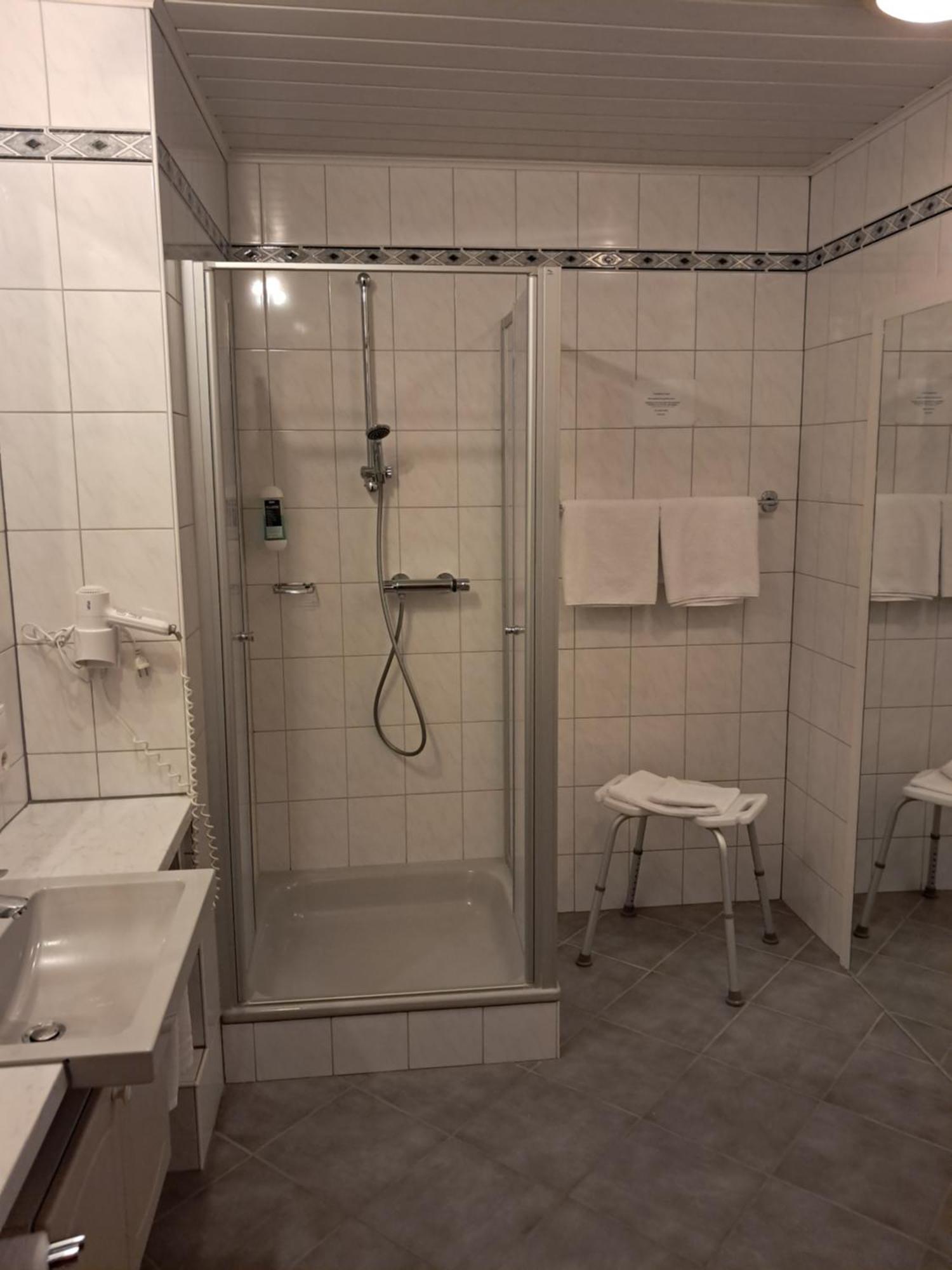 Hotel Diekgerdes, Cloppenburg Eksteriør bilde