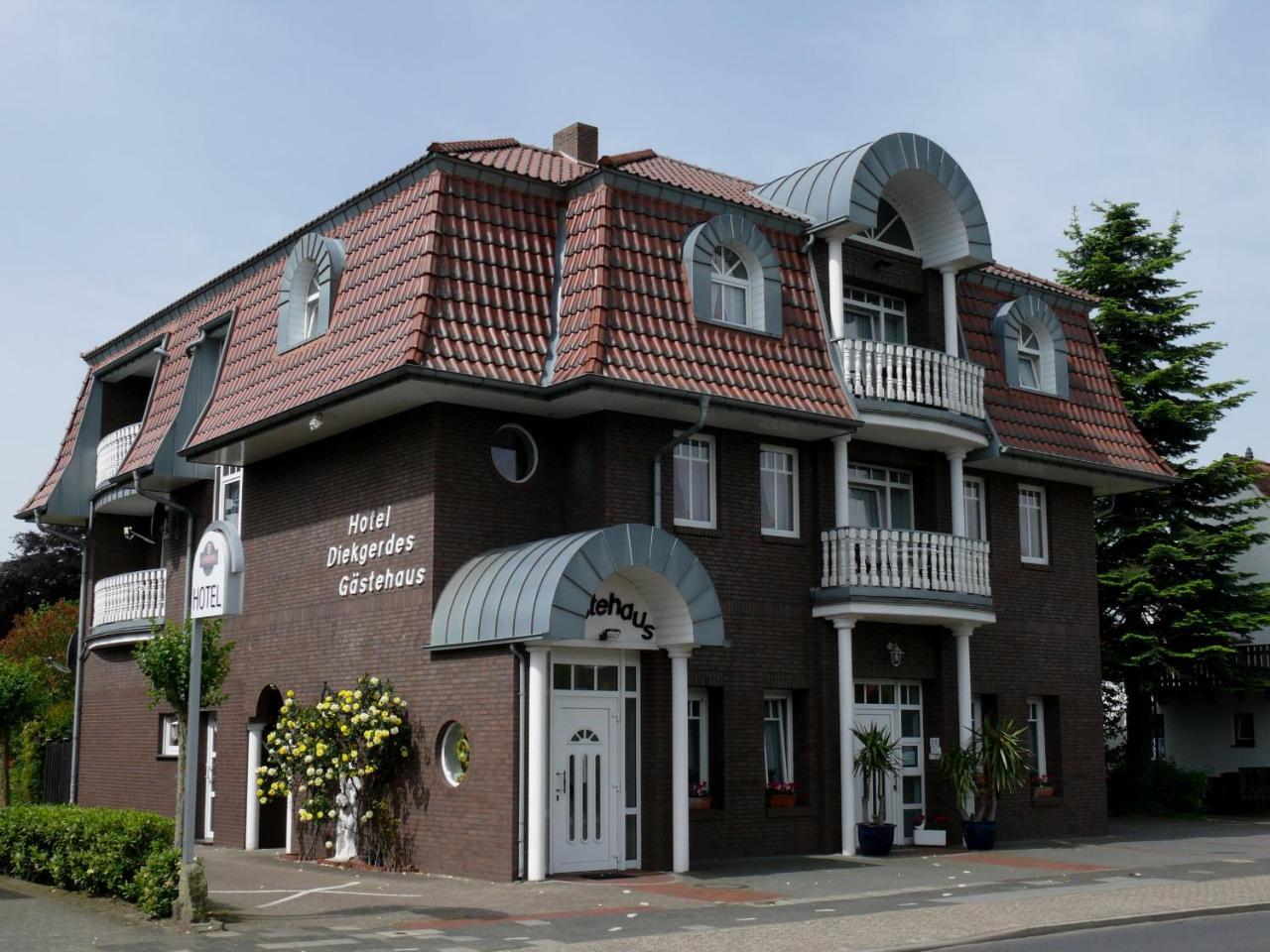 Hotel Diekgerdes, Cloppenburg Eksteriør bilde