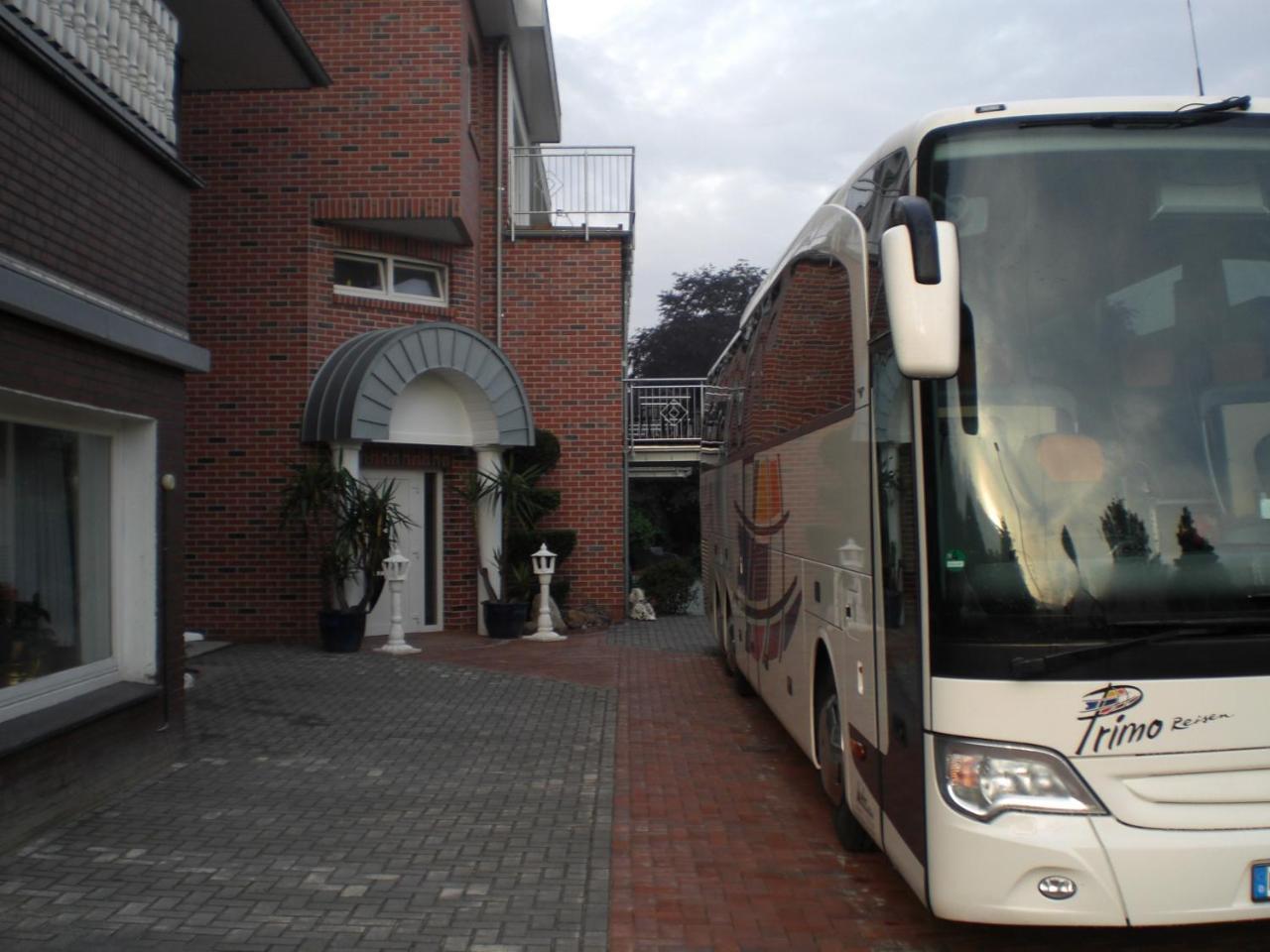 Hotel Diekgerdes, Cloppenburg Eksteriør bilde