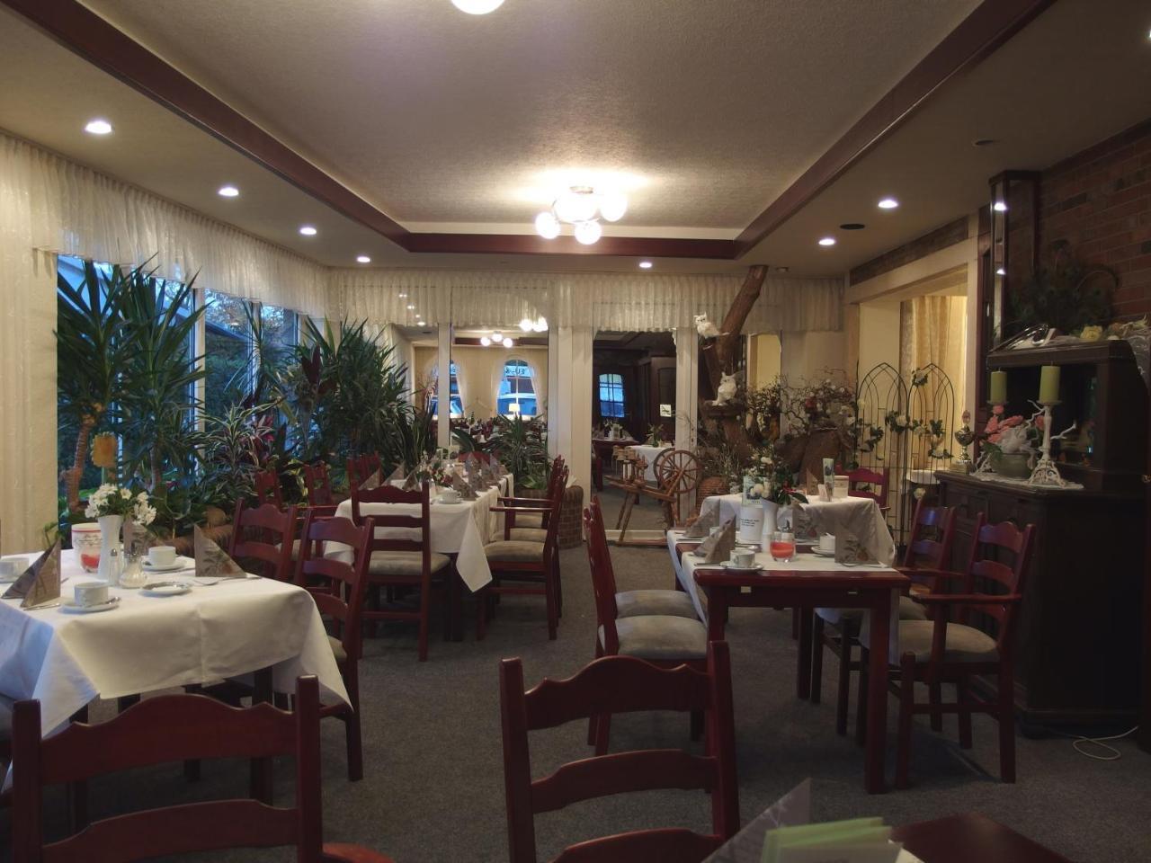 Hotel Diekgerdes, Cloppenburg Eksteriør bilde