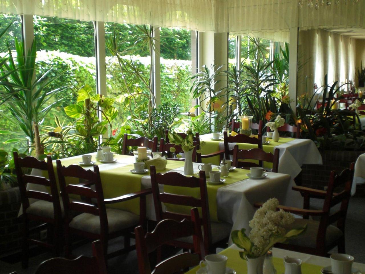 Hotel Diekgerdes, Cloppenburg Eksteriør bilde